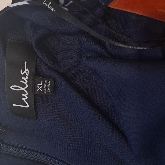 LULUS floral maxi dress - Picture 3 of 8